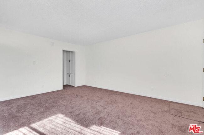 Building Photo - 7228 Allott Ave