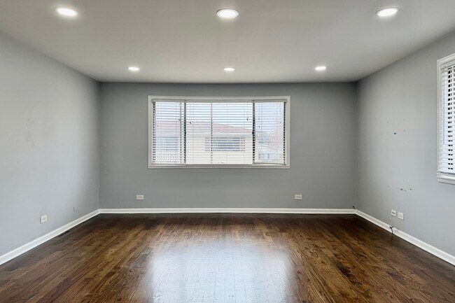 Building Photo - 1346 Forestdale Ct