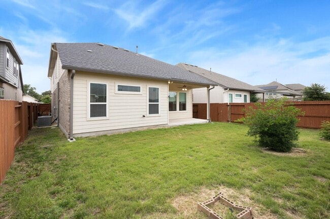 Building Photo - 8738 Hedford Flats