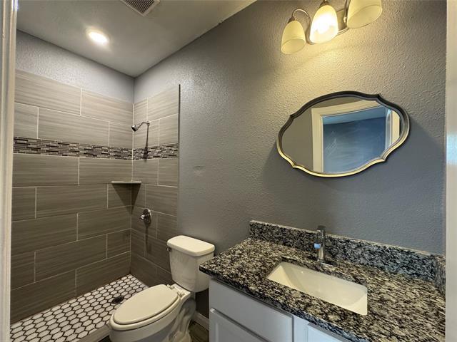 Building Photo - 7315 Toland St