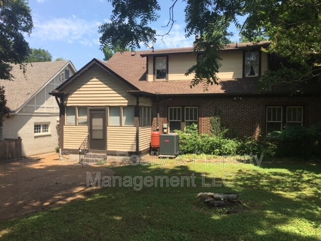 Building Photo - 3707 Whitland Ave