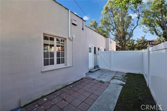 Building Photo - 1002 Hope St