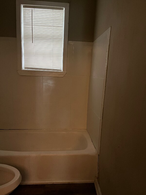 Building Photo - 1220 Cohen St