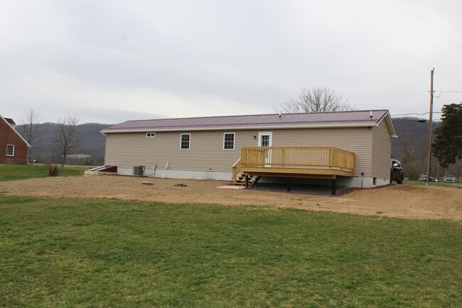 Building Photo - Wonderful County Home