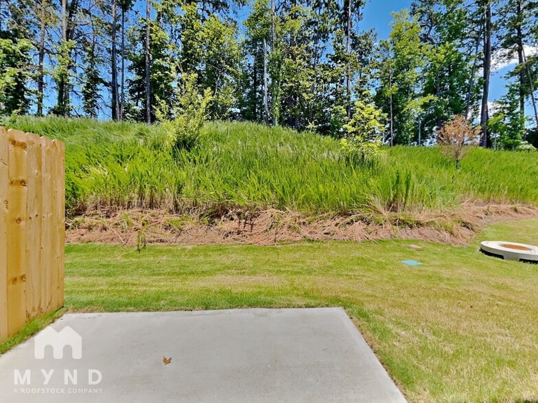 Building Photo - 2622 Senegal Wy