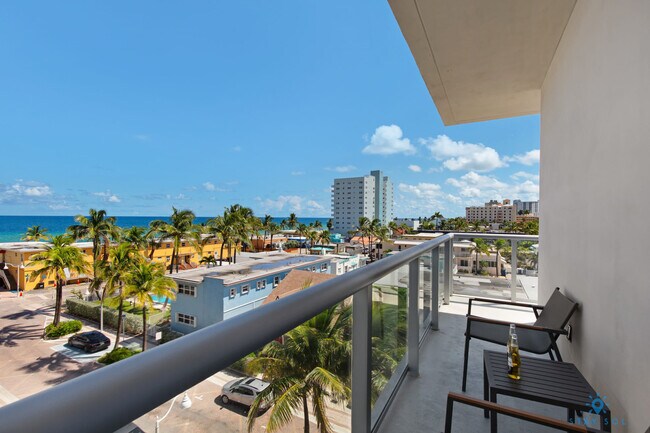 Building Photo - 777 N Ocean Dr