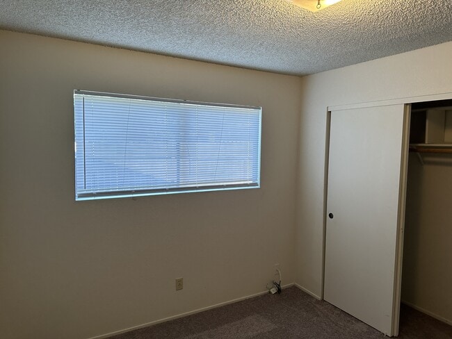 Building Photo - 5627 Passero Way