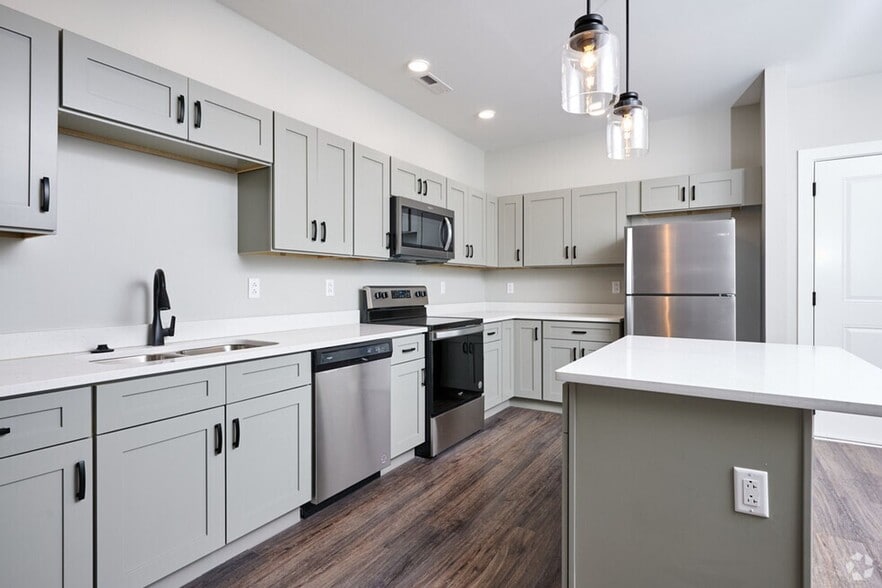 Interior Photo - Doud Luxury Apartment Homes - 1, 2, and 3 Bedrooms