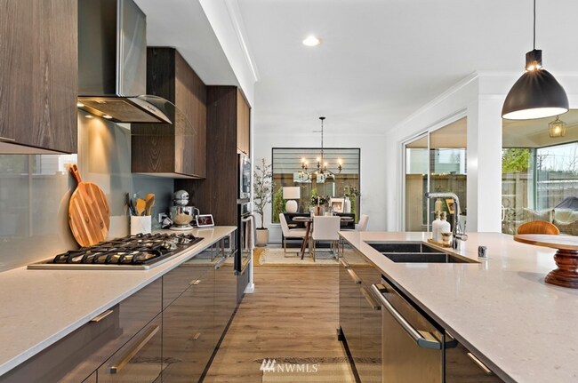 Building Photo - Designer 4-Bedroom Home with Covered Outdoor Living in Lake Stevens