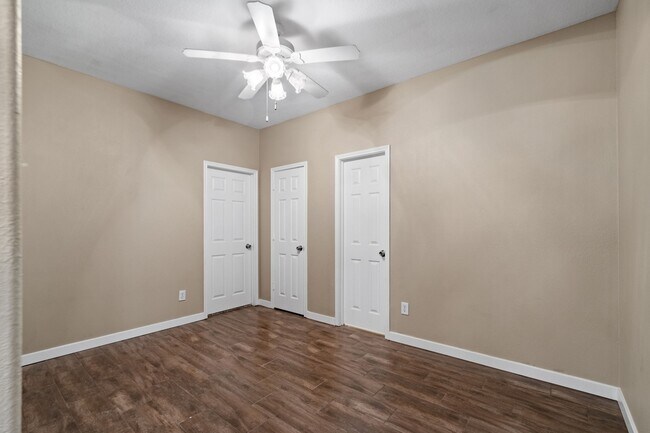 Building Photo - 21146 Terrace Vine Ln