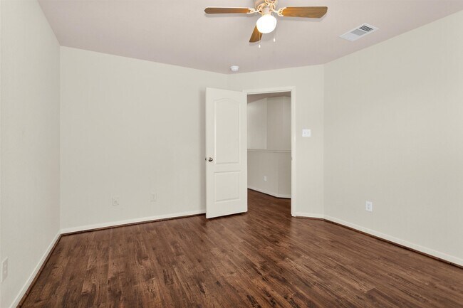 Building Photo - 602 Blue Oasis Ct