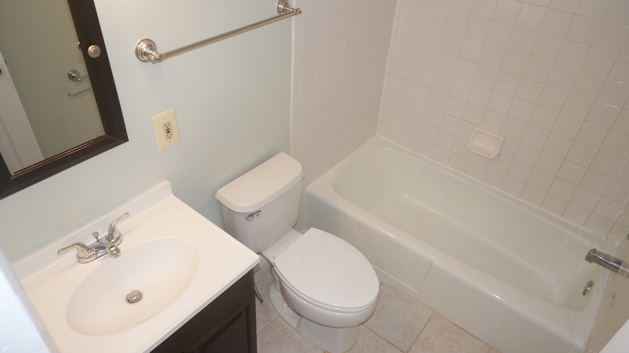 Bathroom - 2206 Gingell Pl
