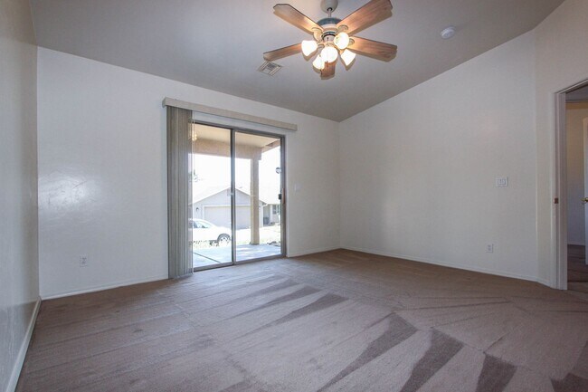 Building Photo - 8509 E Leigh Dr