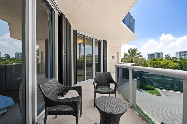 Building Photo - 3200 N Ocean Blvd
