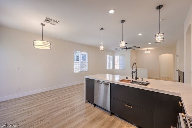 Building Photo - 2609 Country Mile Dr