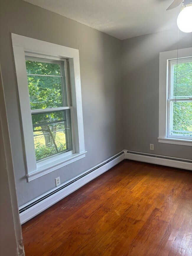 Primary Photo - 227 Union St