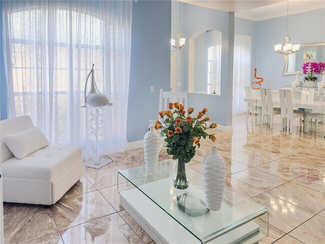 Building Photo - 2847 Oconnell Dr