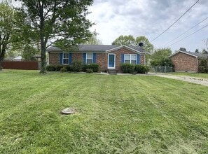 Building Photo - Charming Brick Ranch *OPEN HOUSE 10/05/23*