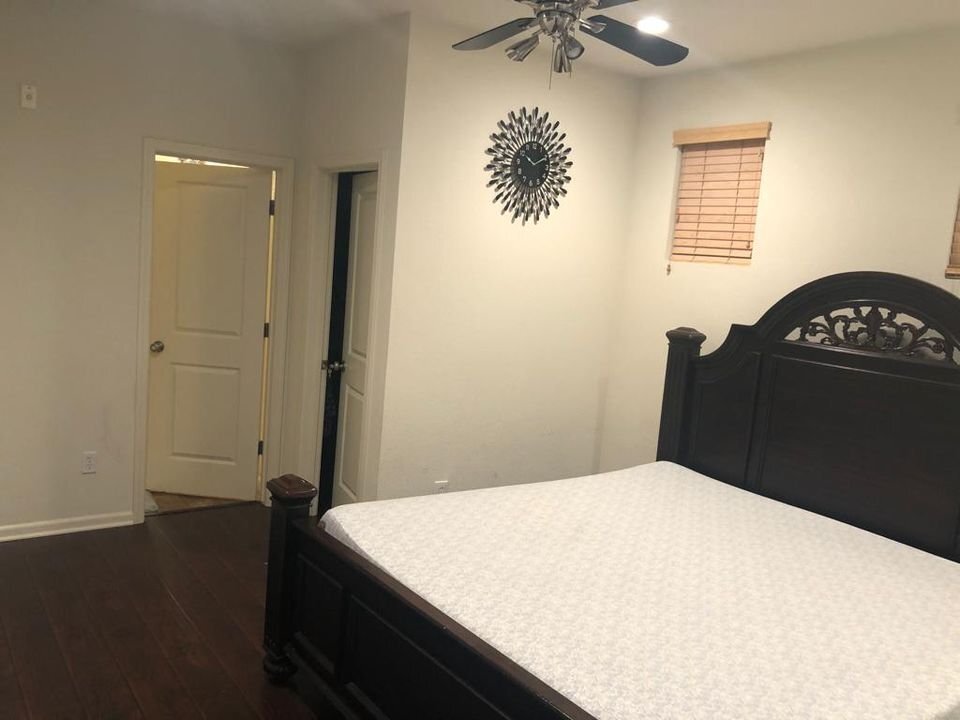 Building Photo - 40937 Gramercy Ter