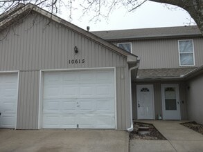 Building Photo - 10615 N Locust Ct