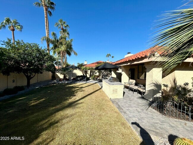 Building Photo - 9991 E Purdue Ave