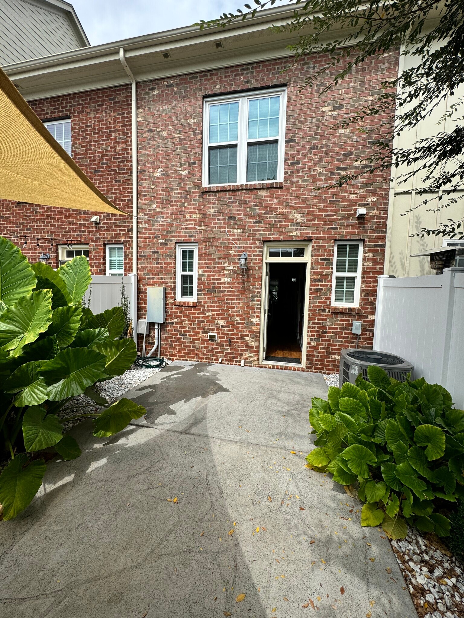 Building Photo - 9828 Longstone Ln