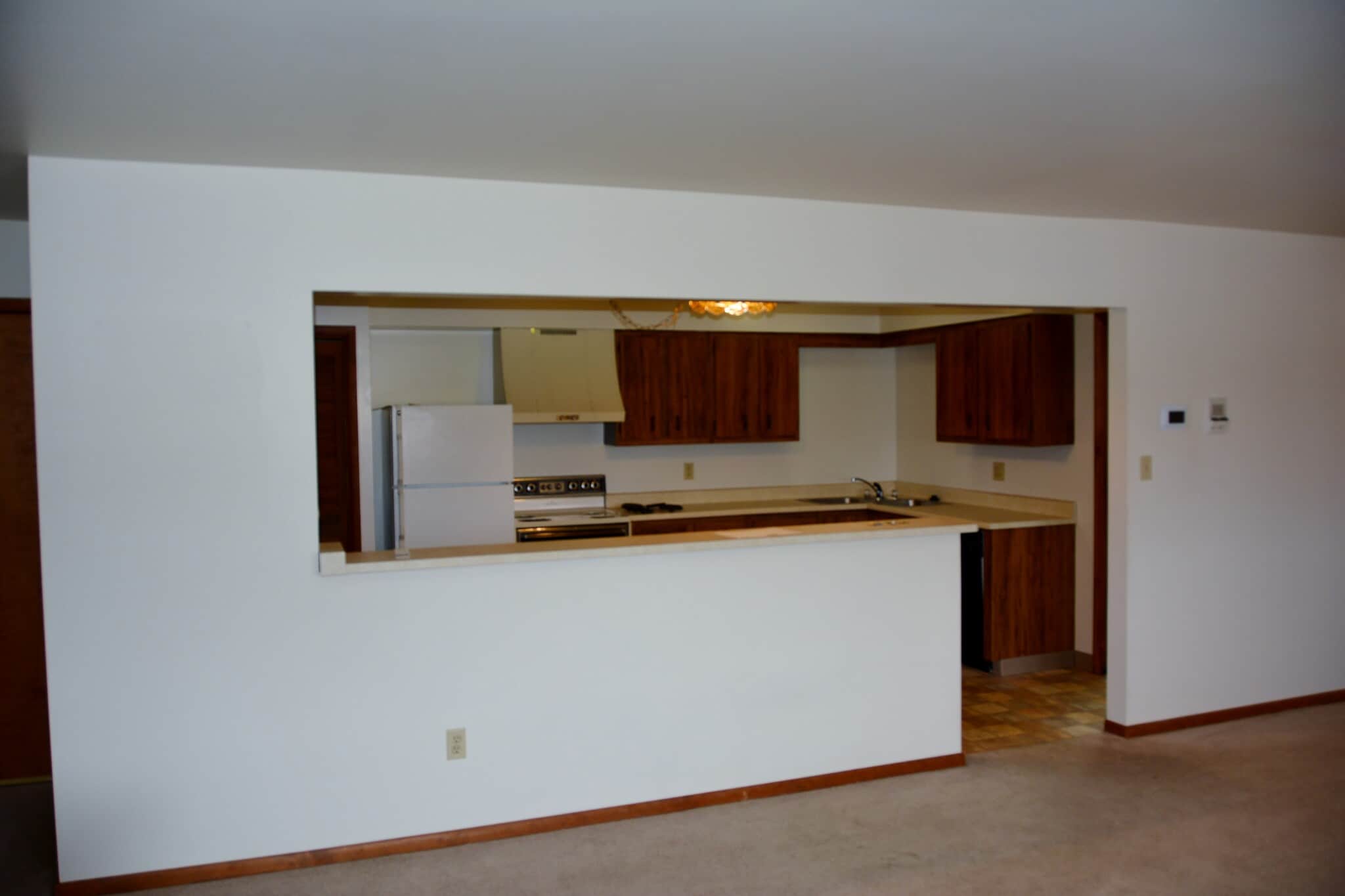 Kitchen - 301 E 1st Ave