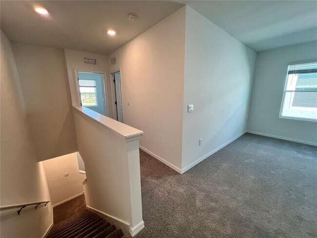 Building Photo - 571 Mangrove Shade Cir