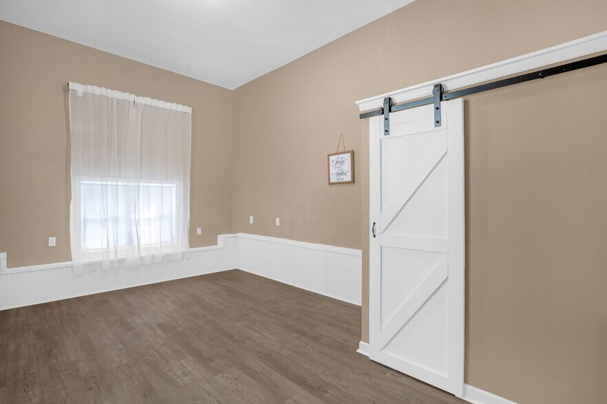 Building Photo - 3101 Cinnamon Cir