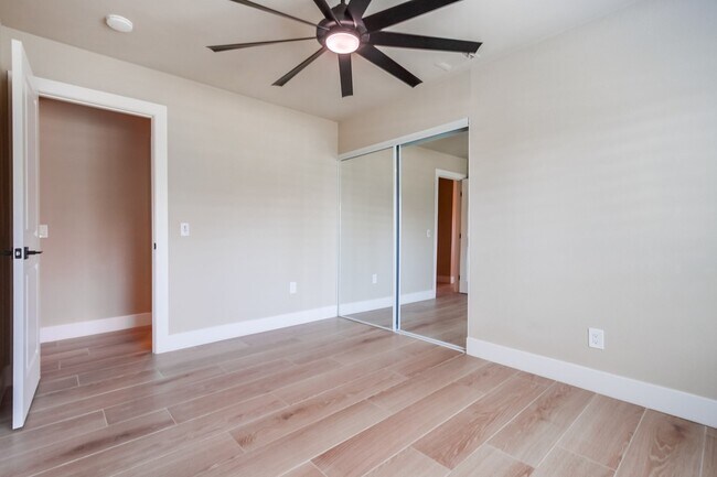 Building Photo - 1204 Palomar Pl