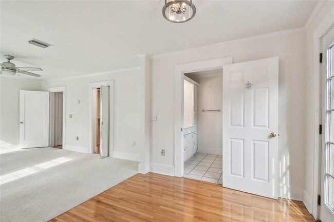 Building Photo - 3120 S Julia Cir