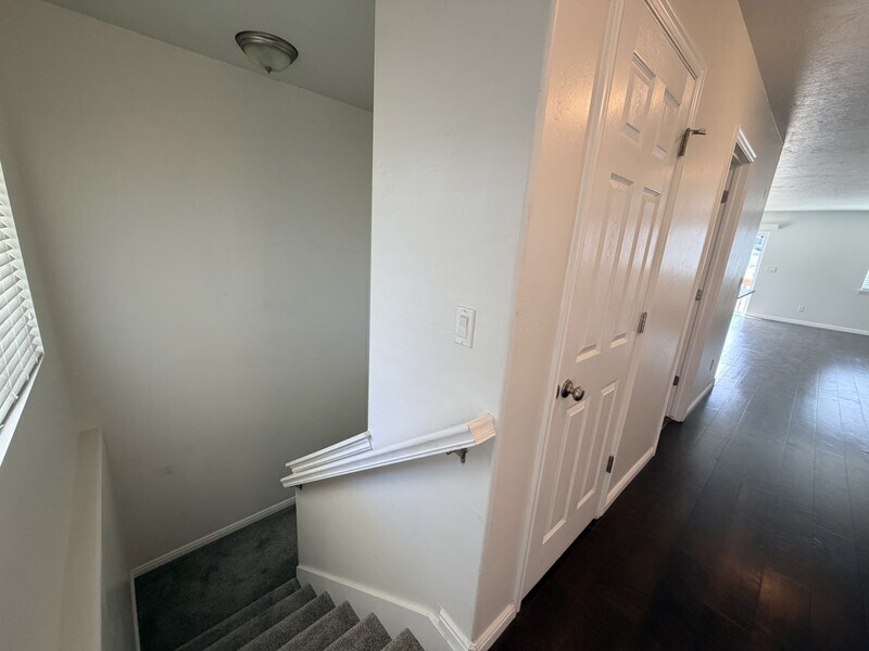Building Photo - 15108 Honor Dr