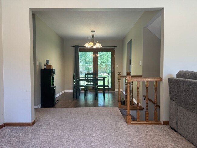 Building Photo - Raised Ranch Near Offutt AFB with Finished Basement & Oversized Garage