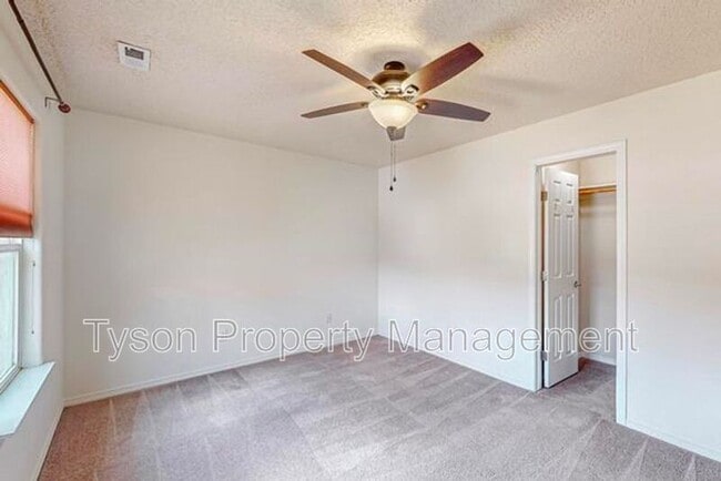 Building Photo - 10228 Nacimiento St NW