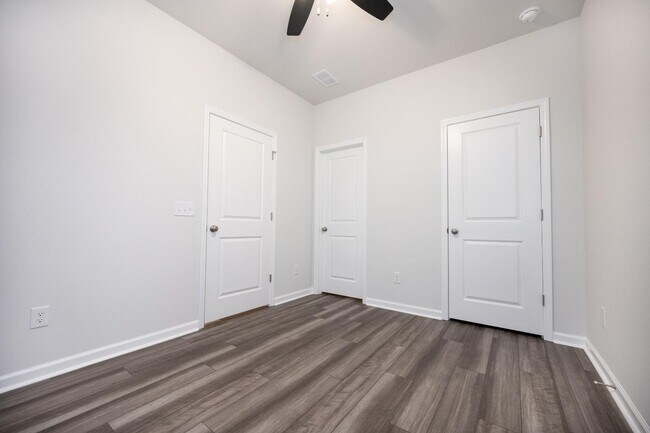 Building Photo - 318 O'Leary Cir