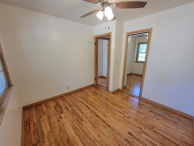 Building Photo - 1151 Elba Ave