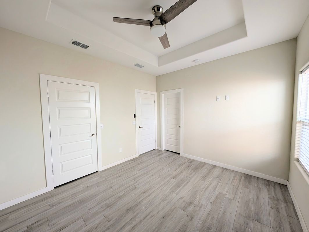 Building Photo - 1320 N McColl Rd