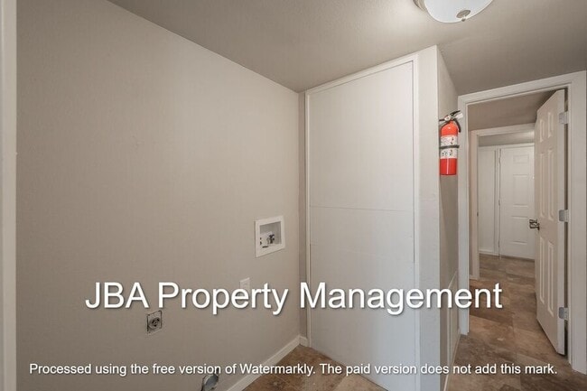 Building Photo - 1761 Belshire-