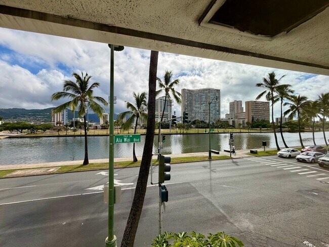 Building Photo - 444 Pau Street #H