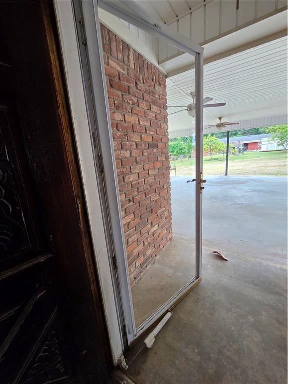 Building Photo - 421 Springside Dr