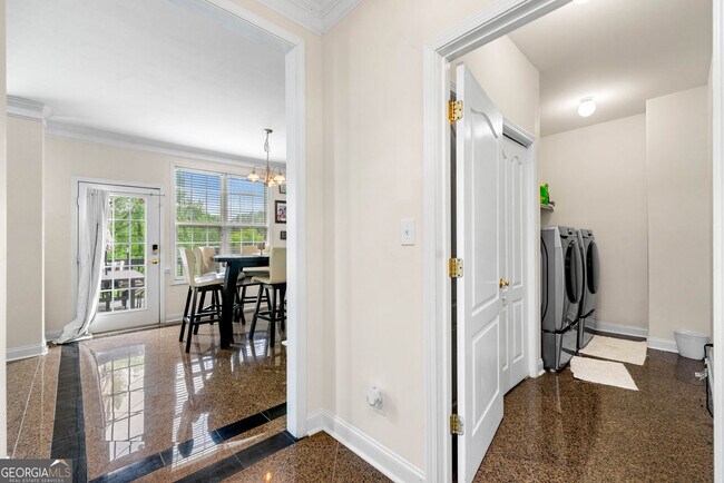 Building Photo - 209 Braemar Ct