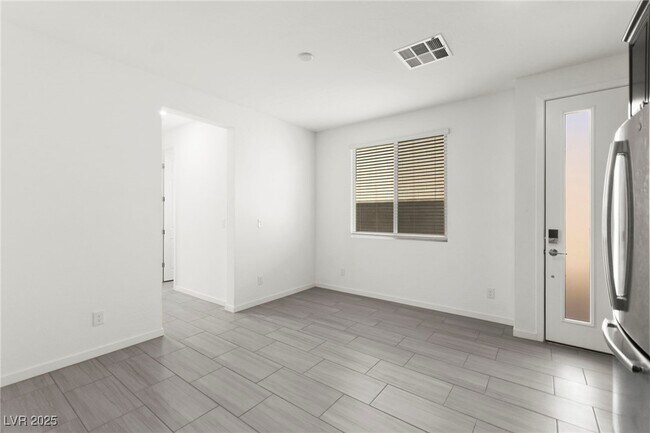 Building Photo - 767 Tallgrass St