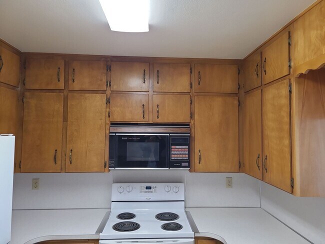 Building Photo - 650 Butler Blvd