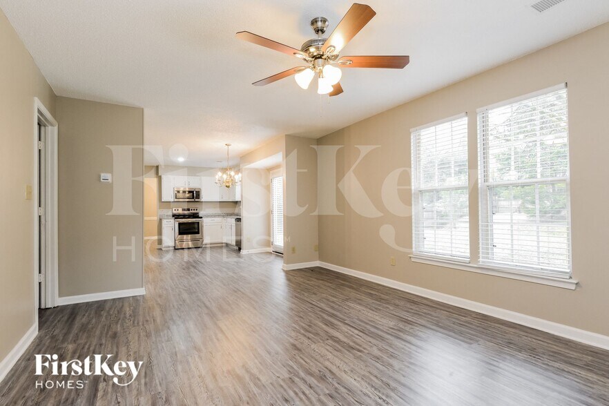 Building Photo - 6326 S Bend Ln