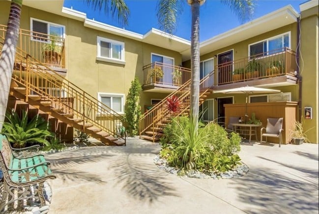 Building Photo - 4050 46th St