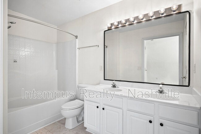 Building Photo - 601 Old Hickory Blvd