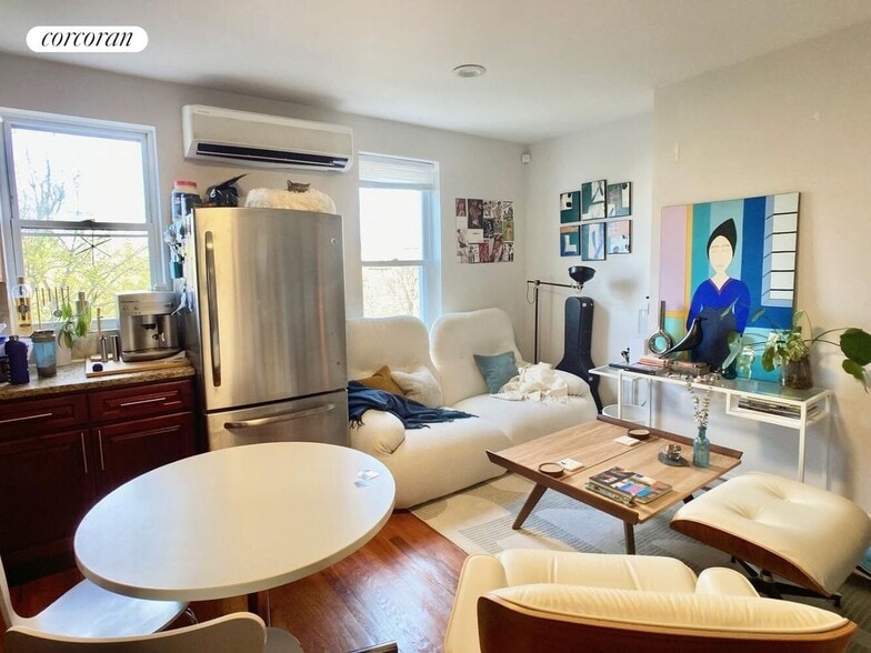 Building Photo - 1121 Lafayette Ave