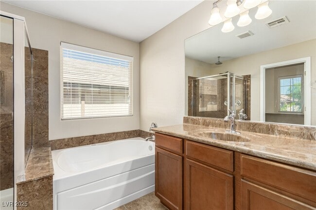Building Photo - 2612 Romarin Terrace