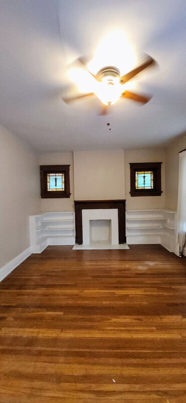 Building Photo - 6009 Kingsbury Ave