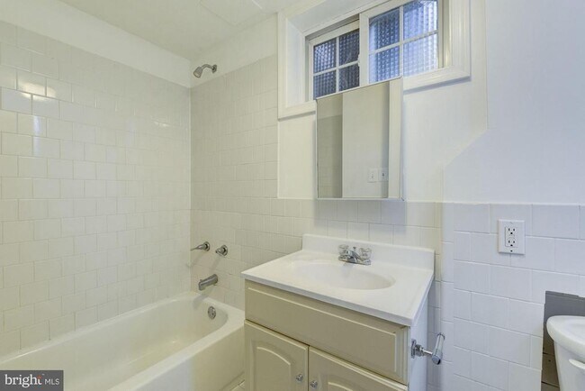 Building Photo - 4307 Fessenden St NW